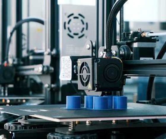 Additive Fertigung - 3D-Drucker für Filamente und Pellets